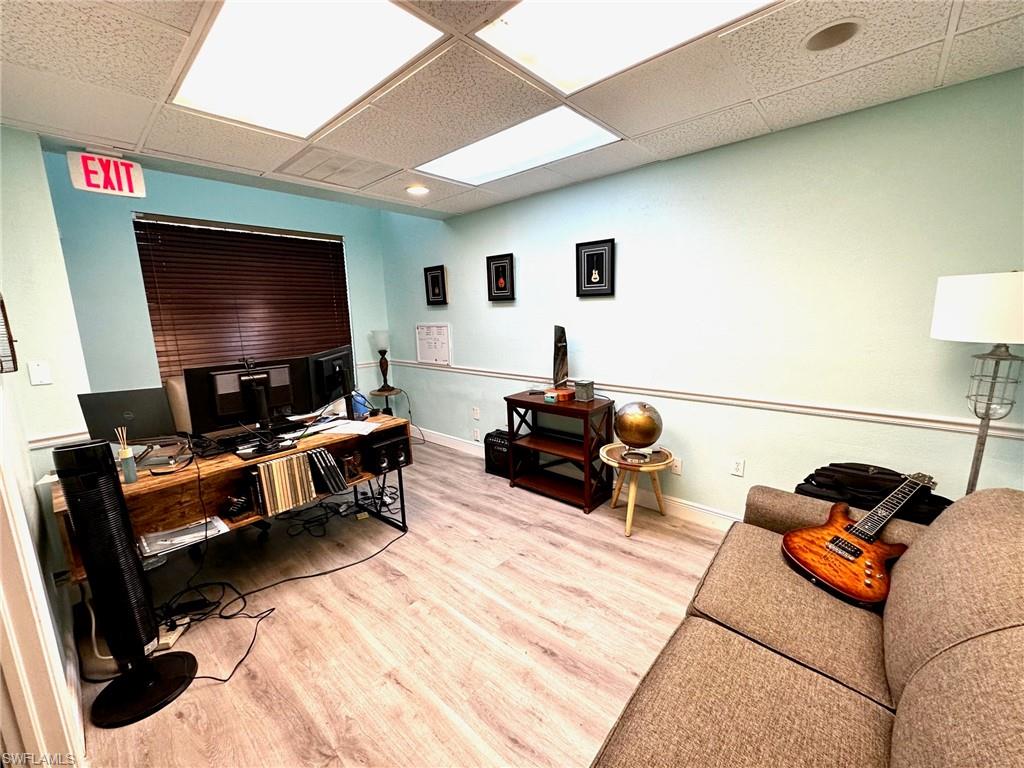 6300 Corporate CT 103 photo 7