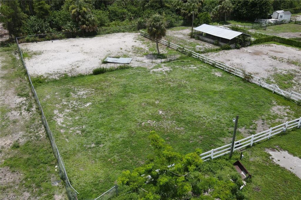 2400 Oil Well RD photo 14