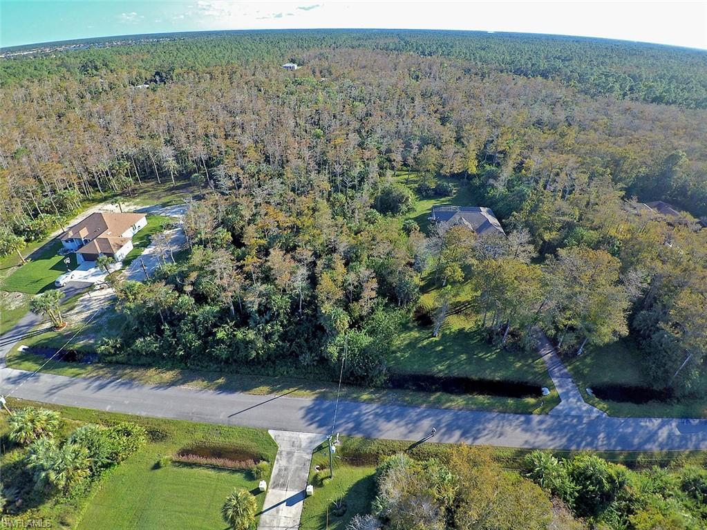 Lot located between two nice homes.