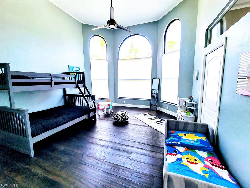 Bedroom #2 (1st Floor)