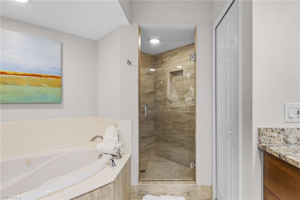 6620 Estero BLVD 1105 photo 32