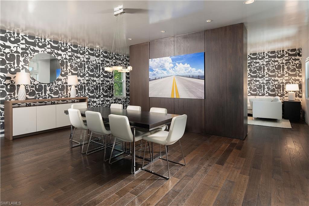 Dining room off living and family room