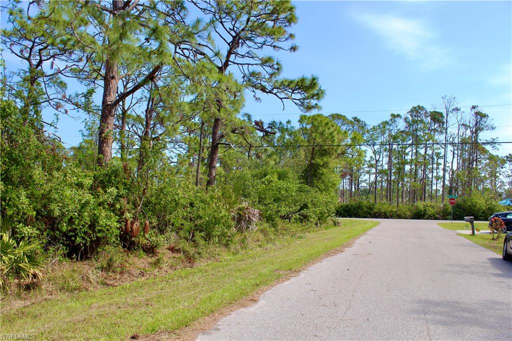 Southeast Frontage on quiet street