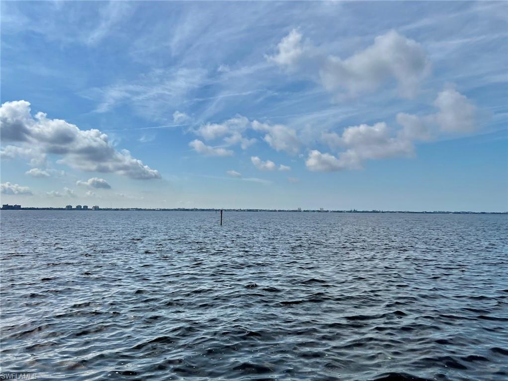 238 Bayshore DR