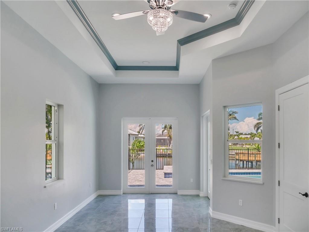 2563 SW 27th AVE photo 13