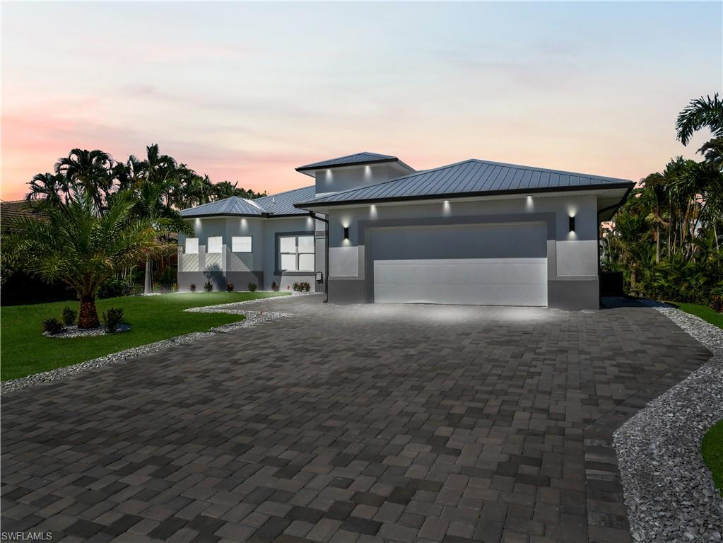 2563 SW 27th AVE