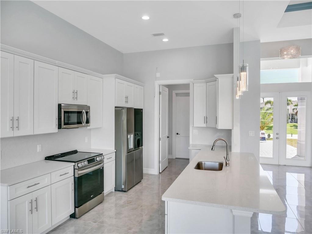 2563 SW 27th AVE photo 30