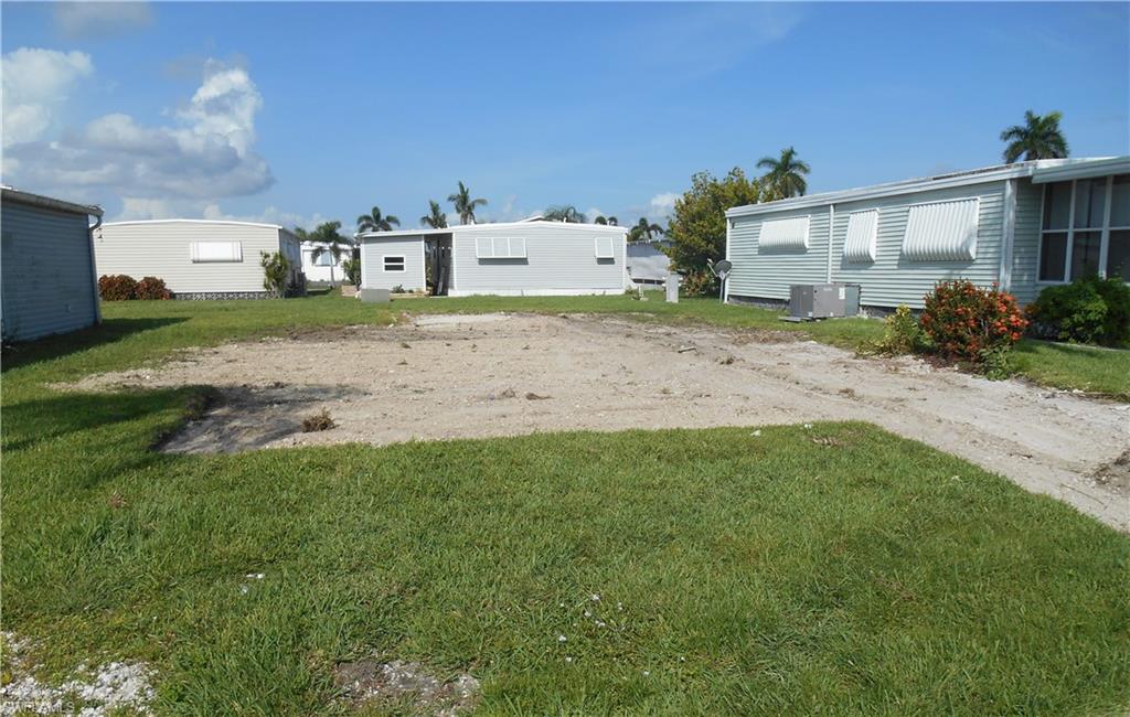 266 Shoreland DR