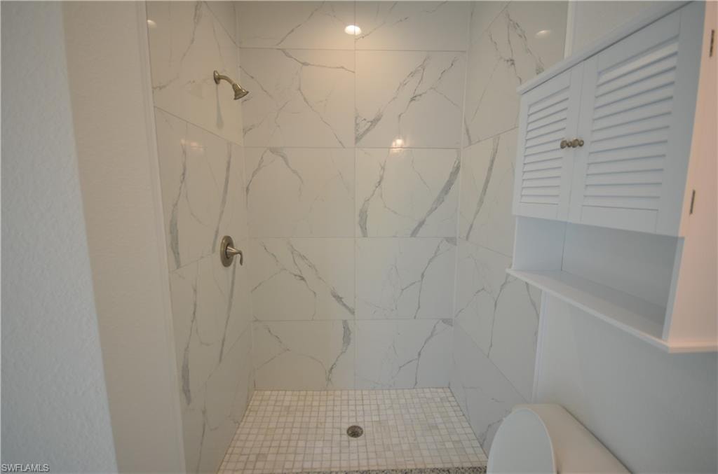 272 Pelton CIR photo 13