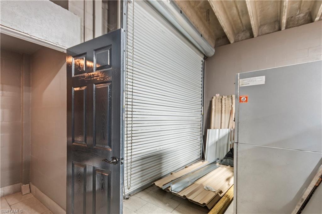 2065 Towles ST photo 23