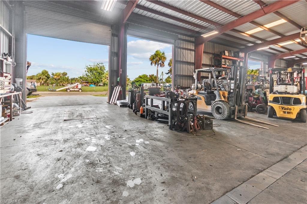 2065 Towles ST photo 26