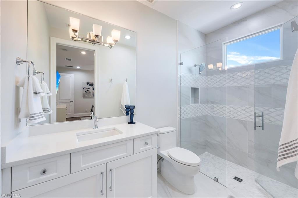 569 Neapolitan WAY photo 24