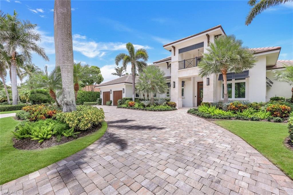 569 Neapolitan WAY photo 33