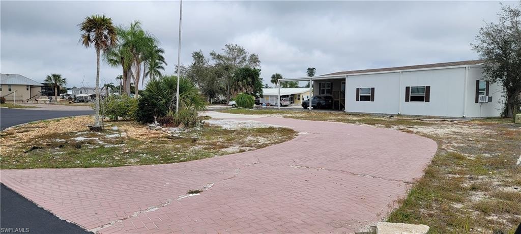 4778 Tahiti DR photo 9