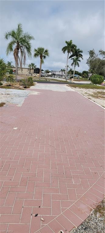 4778 Tahiti DR
