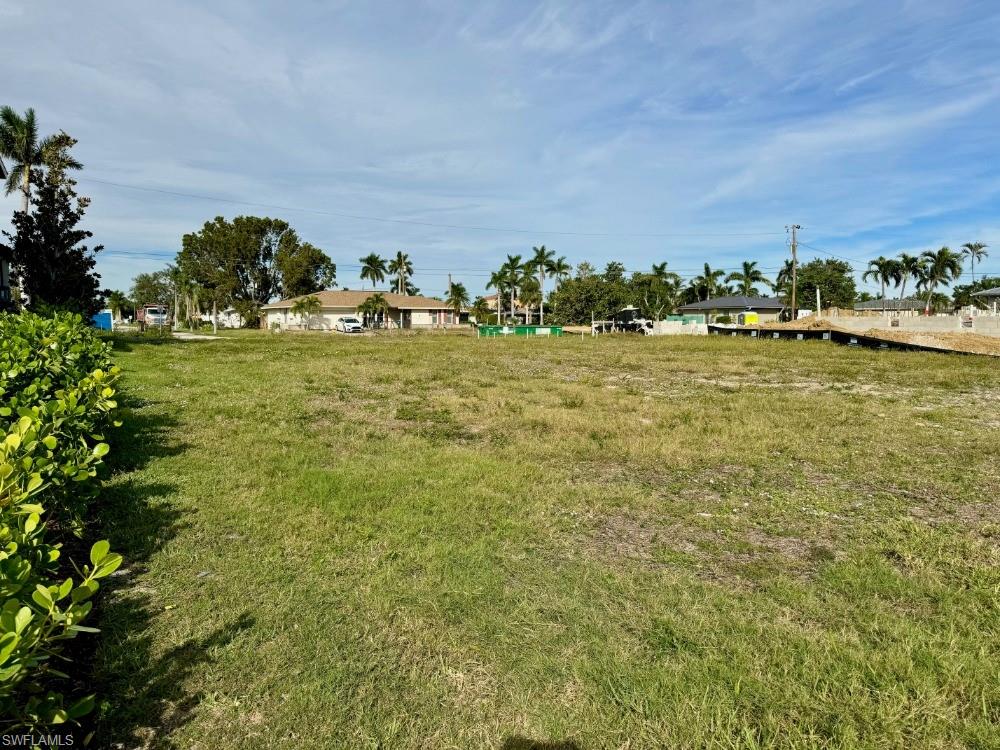602 Coral DR