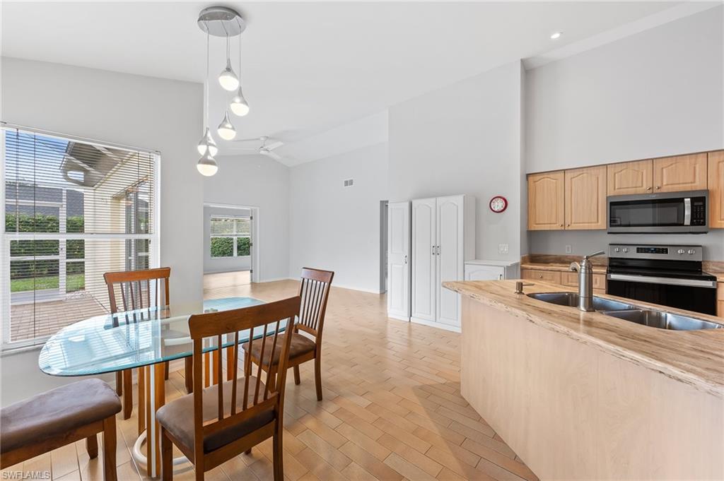 511 Ibis WAY photo 16
