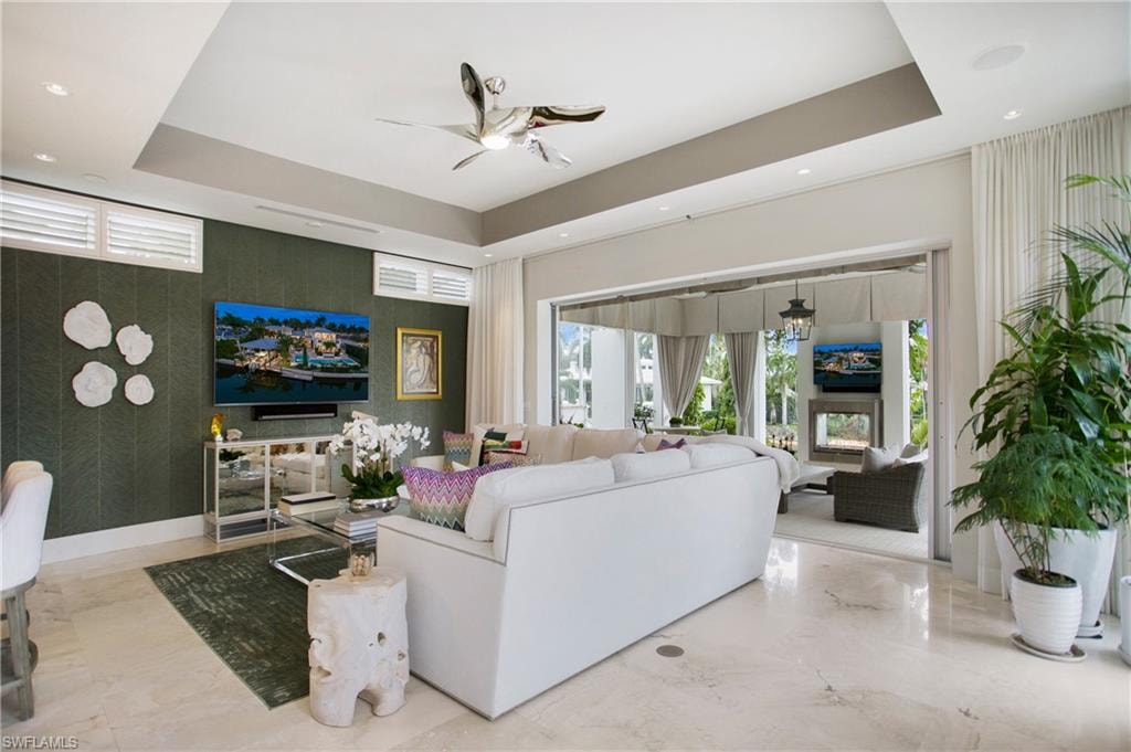2290 Tarpon RD photo 30