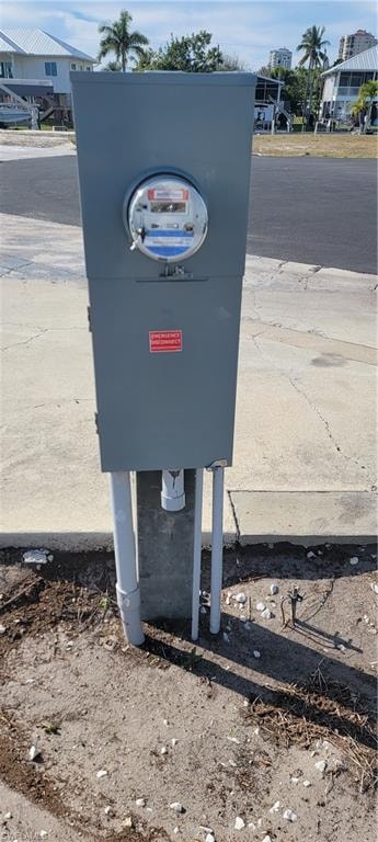 New 200 AMP Service Box recently installed with under ground electric to the boat at the dock