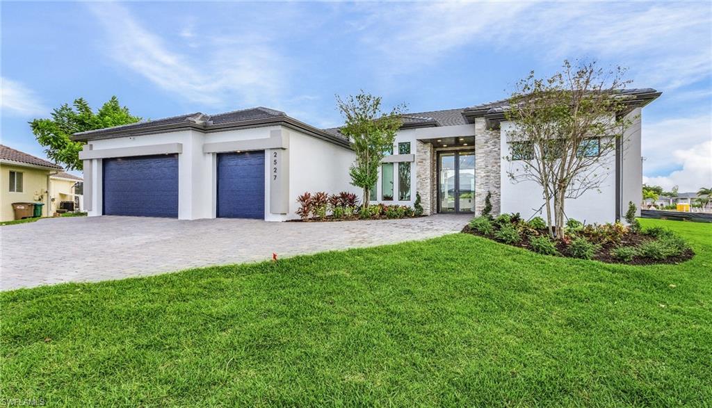 2527 Gleason PKWY
