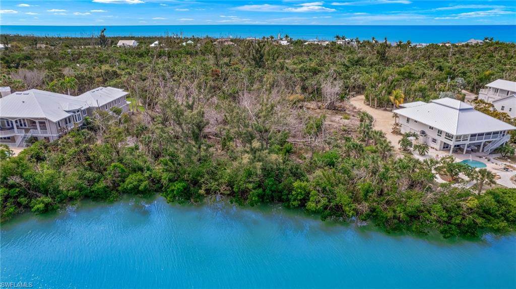 6008 White Heron LN