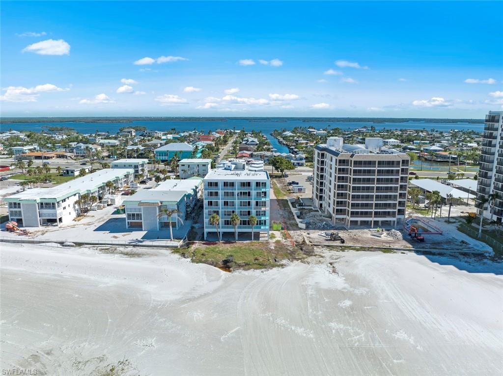 6530 Estero BLVD photo 9