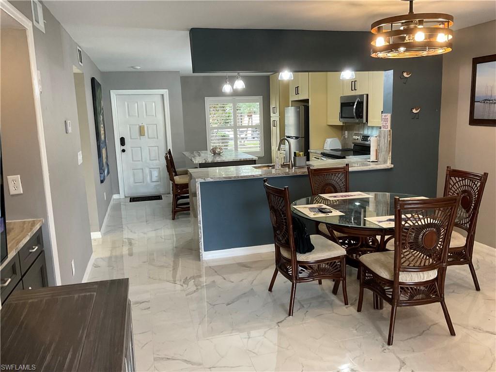 12170 Kelly Sands WAY 705
