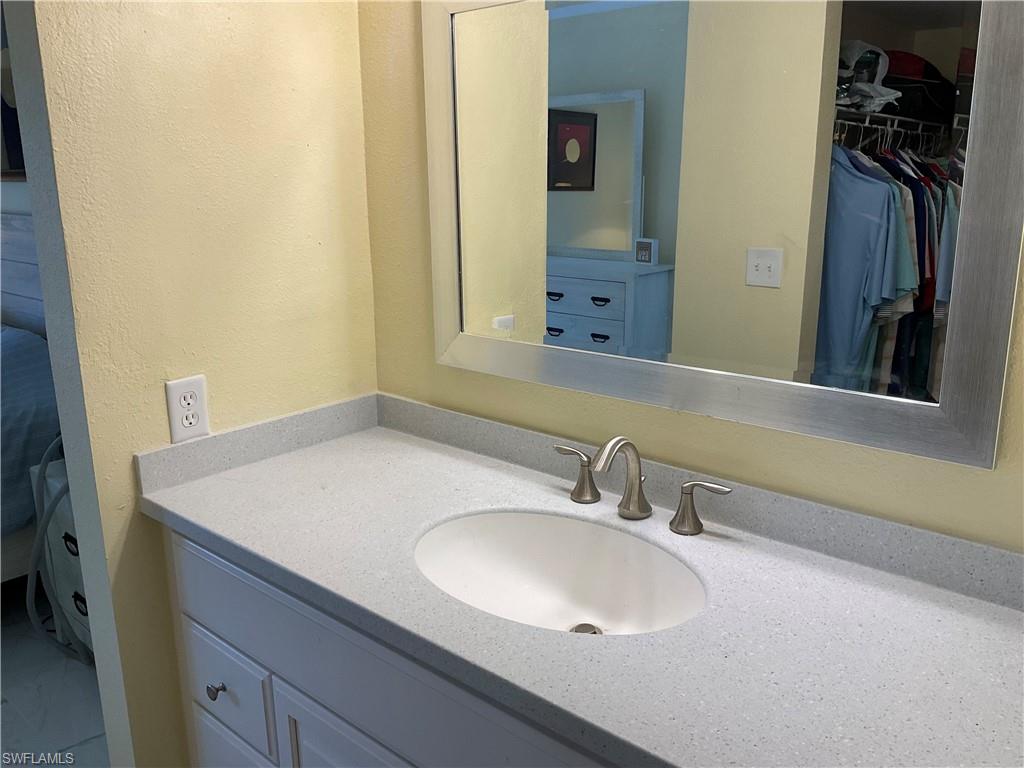 12170 Kelly Sands WAY 705 photo 24