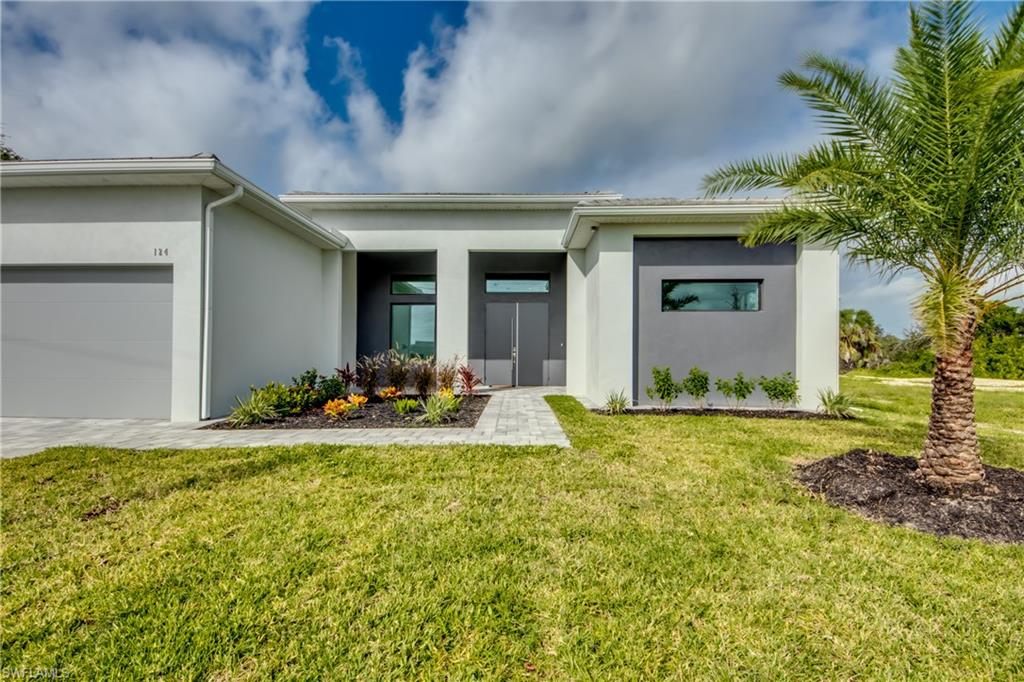 124 SW 16th PL