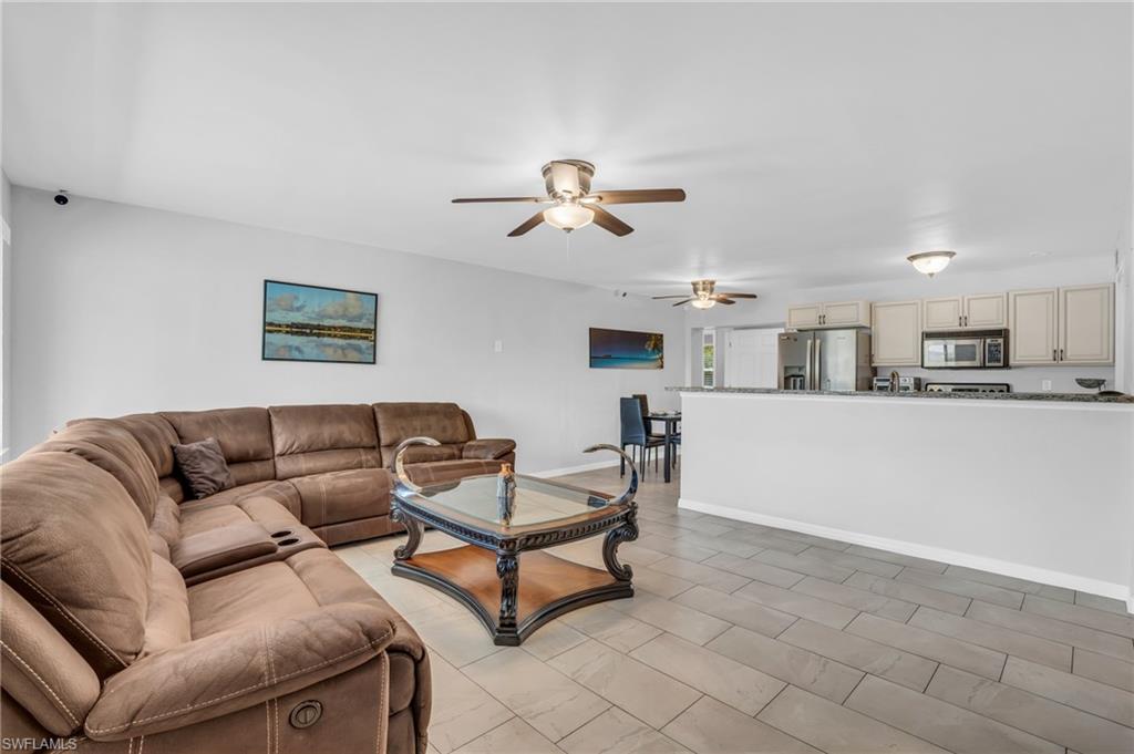 883 Coconut CIR E photo 6