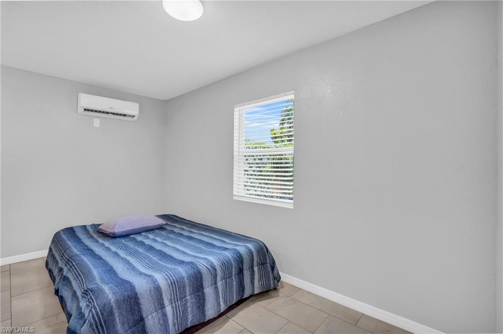 883 Coconut CIR E photo 19