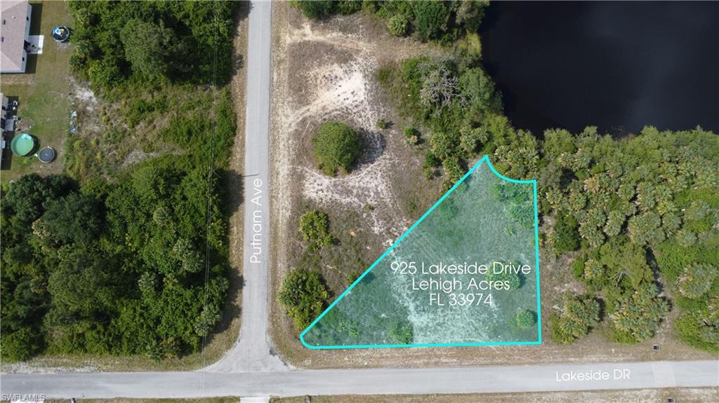 925 Lakeside DR