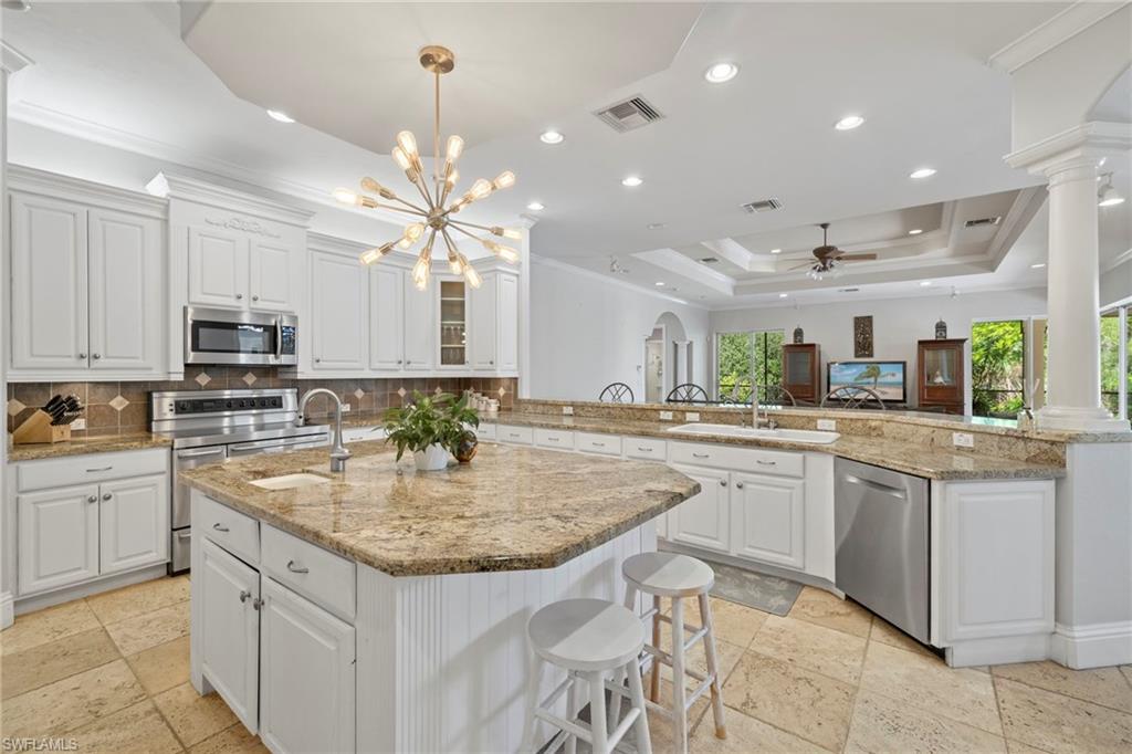 15401 Old Wedgewood CT