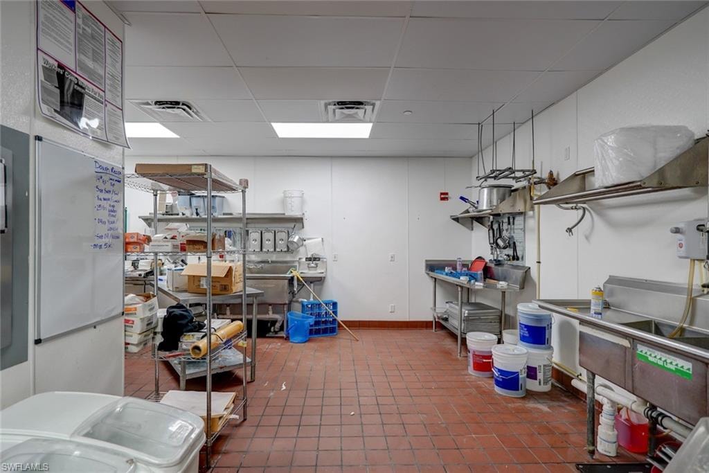 17455 Summerlin RD photo 30