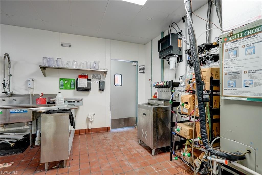 17455 Summerlin RD photo 29