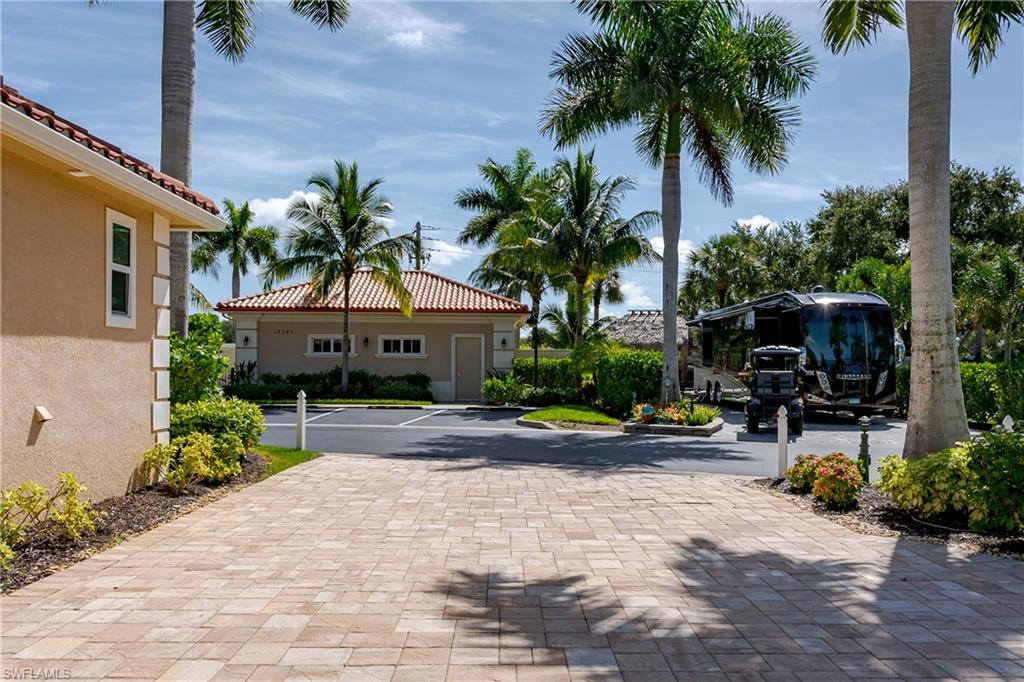 13596 Snook CIR photo 39