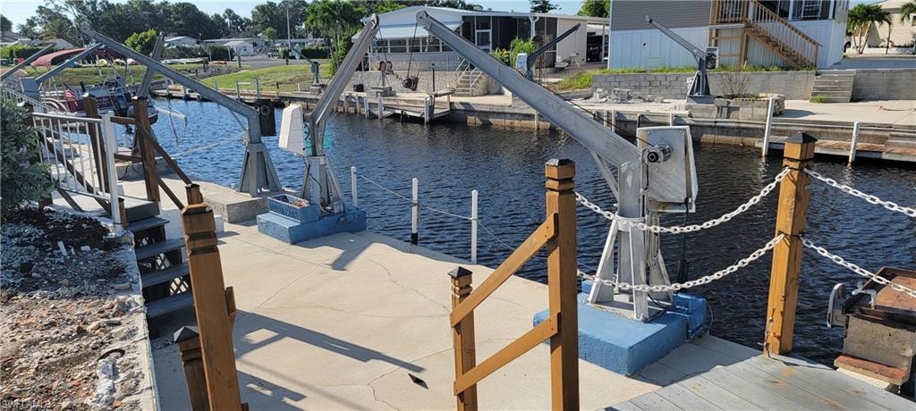 Davits for a 7500 pound boat in your backyard