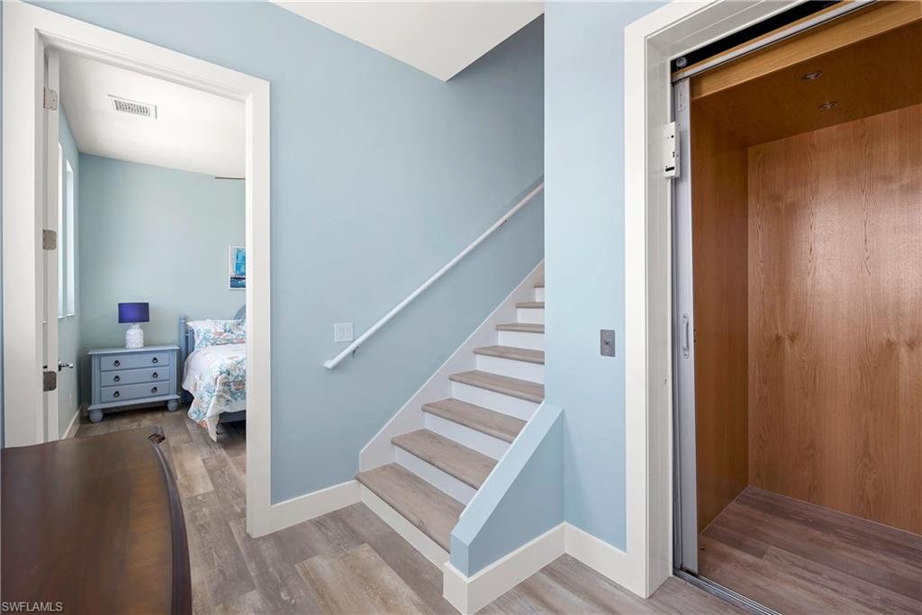 151 Chapel ST photo 6