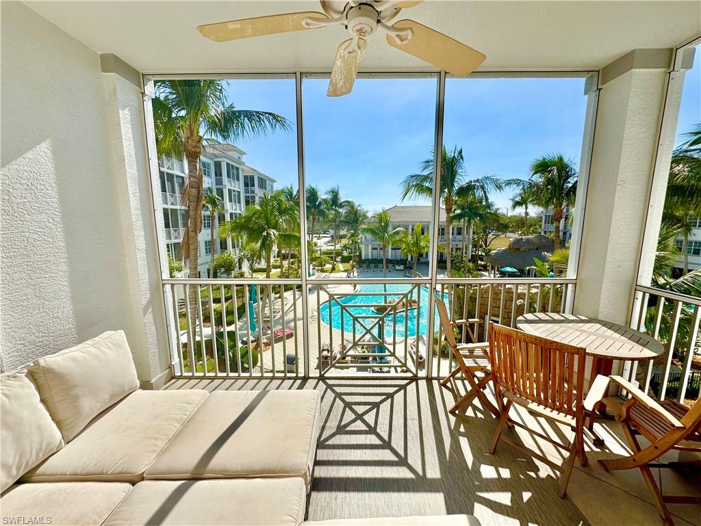Balcony with ceiling fan