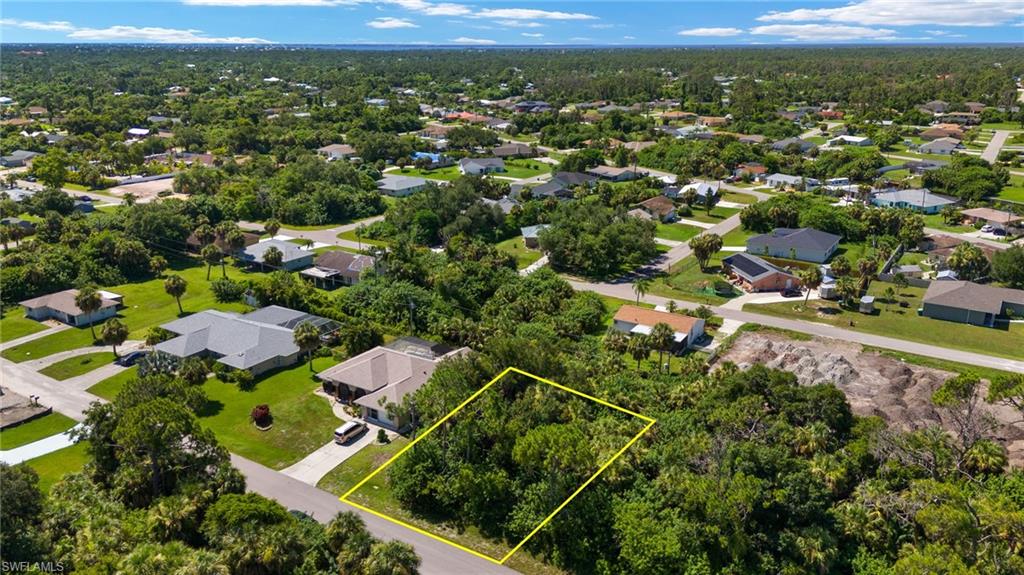Birds eye view of property