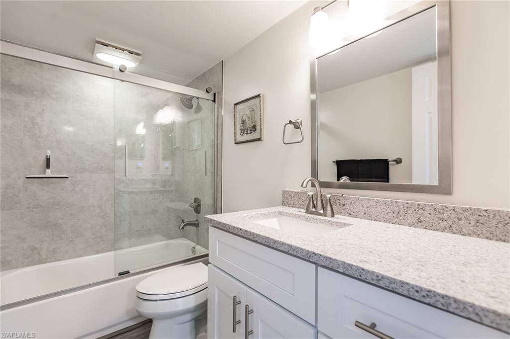 380 Seaview CT 604 photo 23