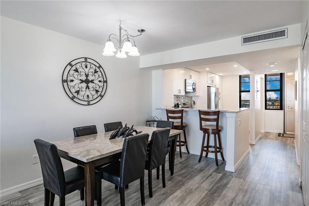380 Seaview CT 604 photo 9