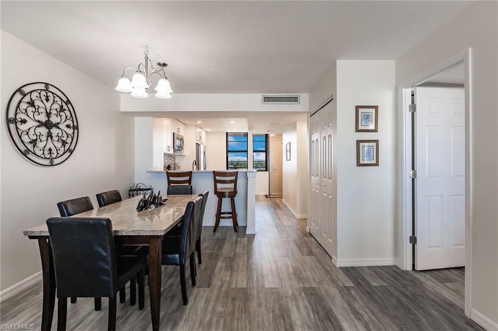 380 Seaview CT 604 photo 10