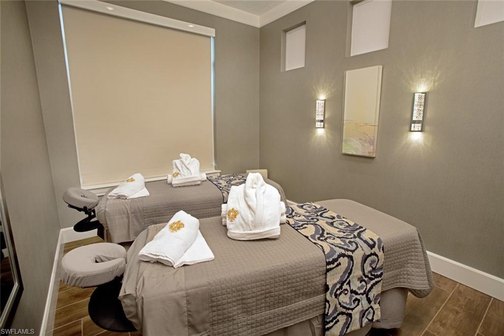 From the moment you enter Gulf Harbour’s Day Spa, you will experience relaxation and pampering in a quiet, intimate setting. We offer a tranquil spa ambiance, high quality spa treatments and natural, high-end products. Our skilled professionals will ensure that you will be able to decompress and be renewed.Our new full-service Day Spa offers massages for singles and couples, and nail, hair, waxing & facial services in a luxurious setting.