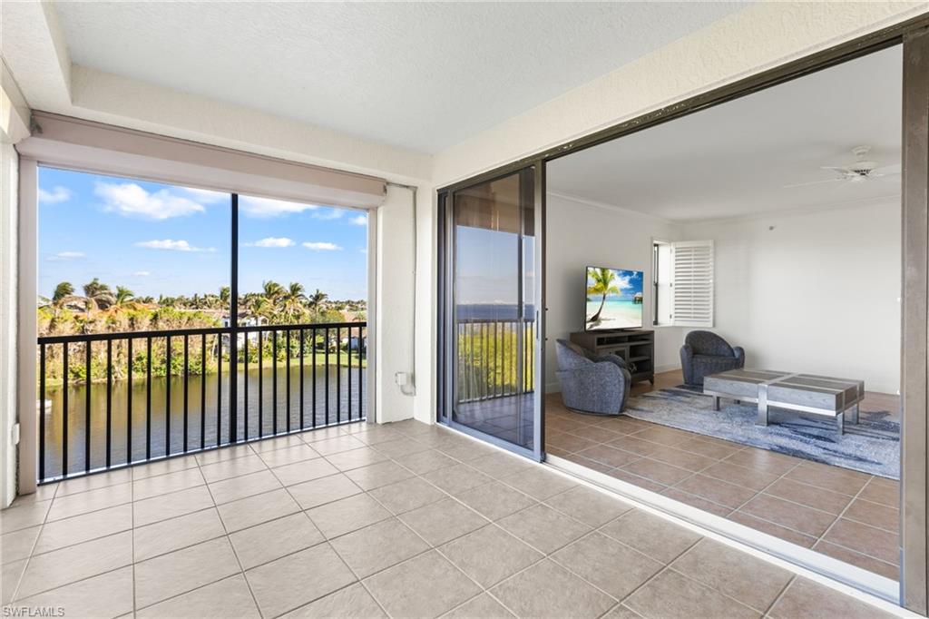 UNOBSTRUCTED VIEWS of the lake!