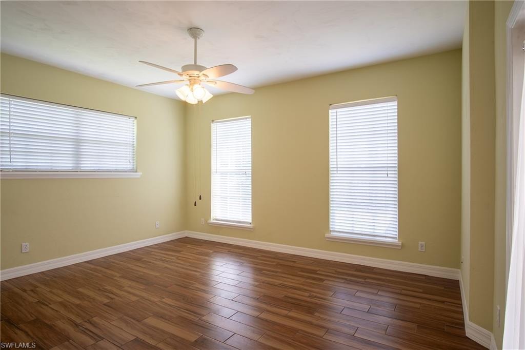 Downstairs primary bedroom
