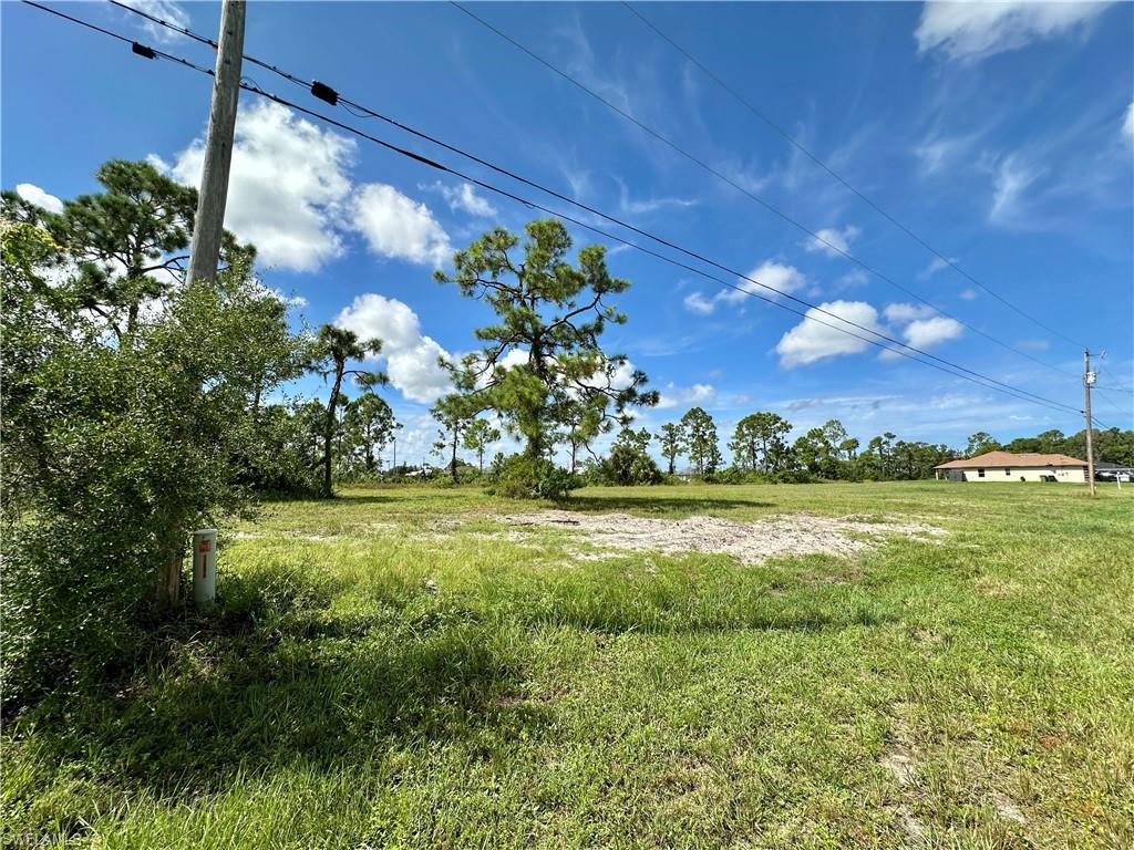 View of lot NE corner front boundary