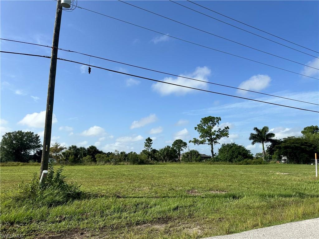 View of yard featuring a rural view