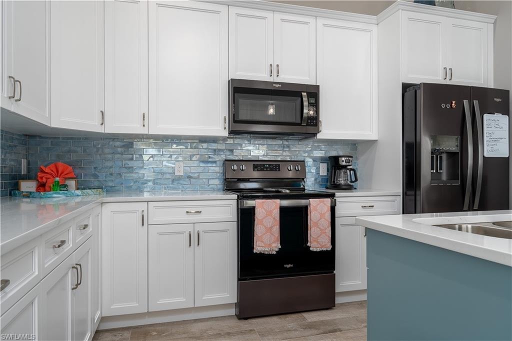 233 Delmar AVE photo 14