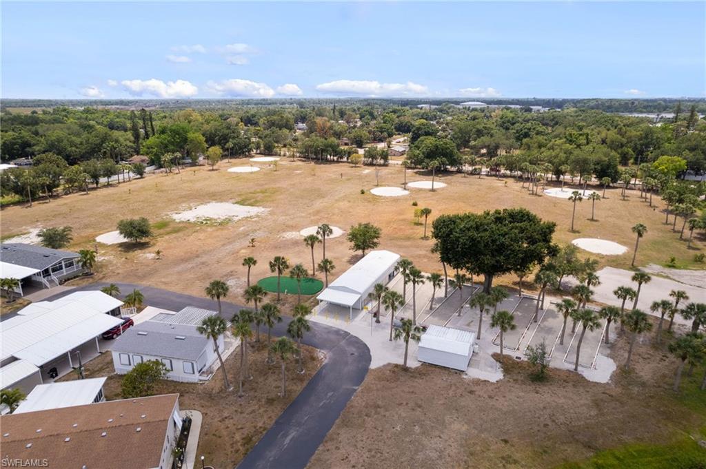 Birds eye view of property